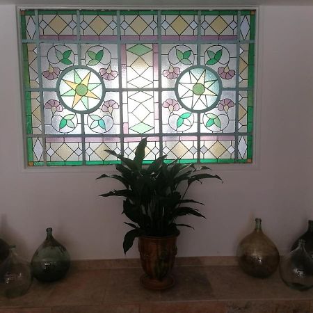 Uzès La Closerie Du Chateau מראה חיצוני תמונה